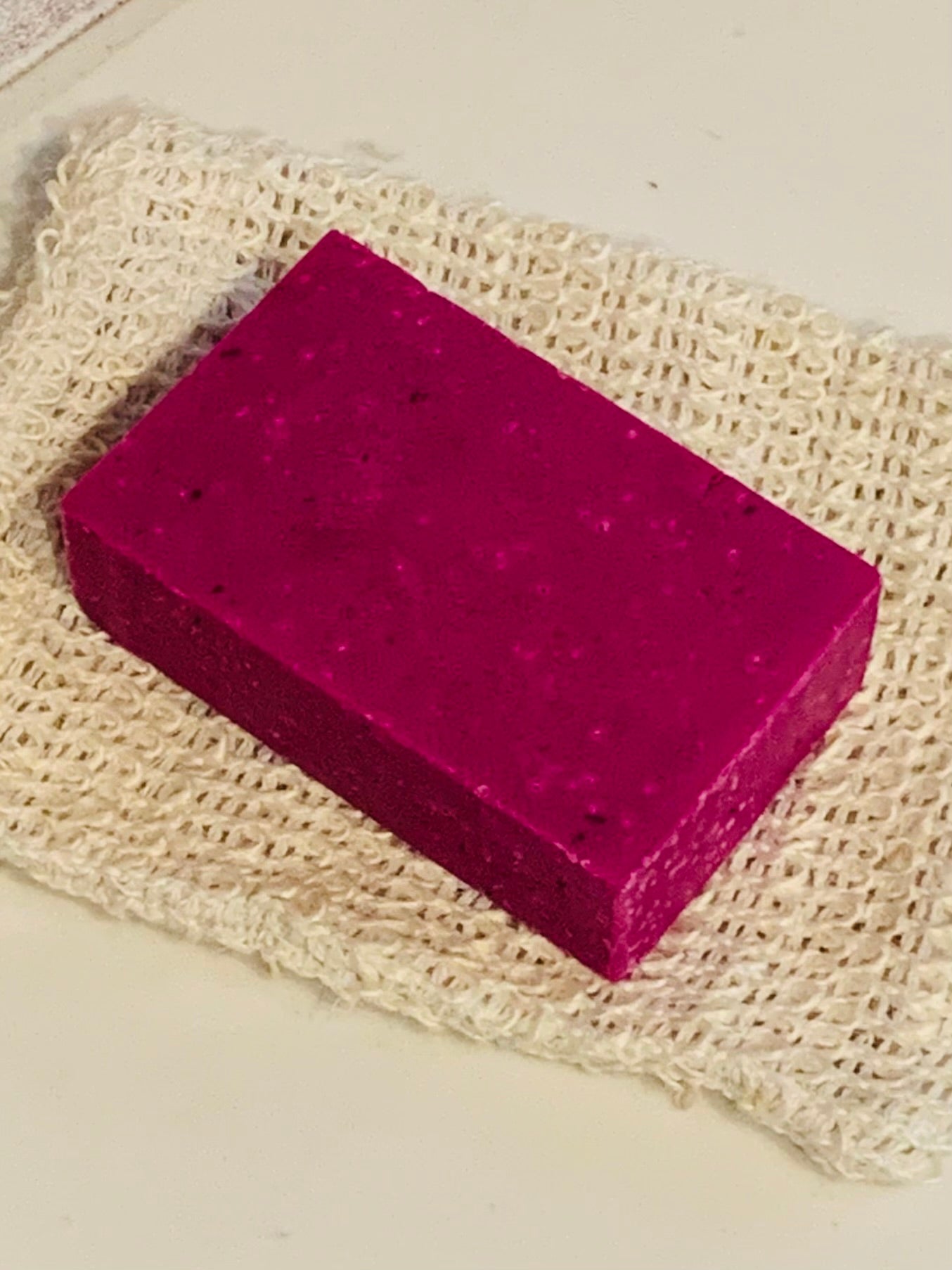 LOVE Scrubbing Salt / Oatmeal Body Soap